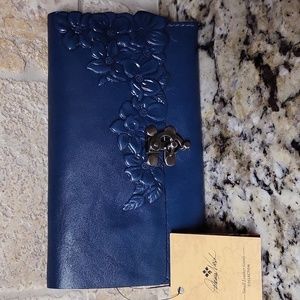 Patricia Nash Teressa Wallet